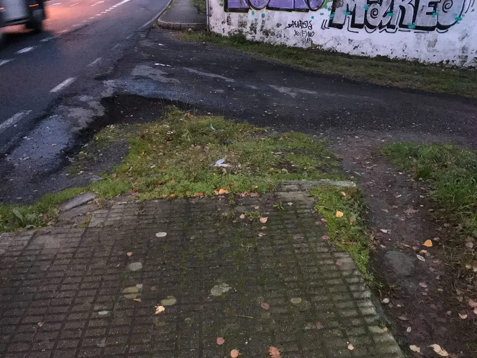 <p>Proposta de senda peonil/ciclista entre O Milladoiro e Santiago de Compostela. Fotos de tramos.</p>
