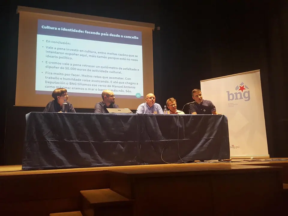 <h3>Exemplos de goberno municipal do BNG<br />
<br />
Somos quen de transformar o pa&iacute;s</h3>

<p>&nbsp;</p>

<p>#ConcellosBNG</p>
