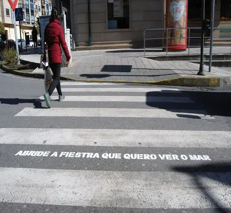 Rosal&iacute;a nos pasos de pe&oacute;ns de Ames