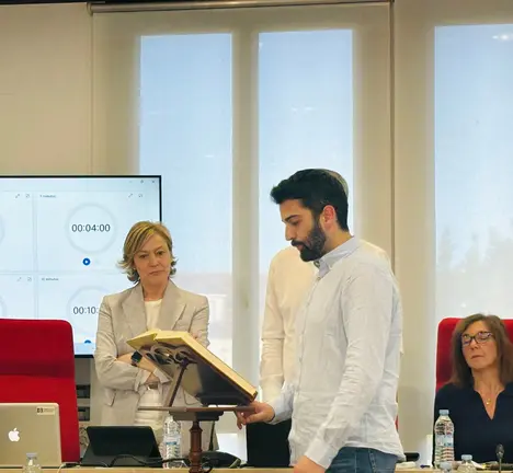Toma de posesi&oacute;n como concelleiro de Carlos Garc&iacute;a  Vieito 